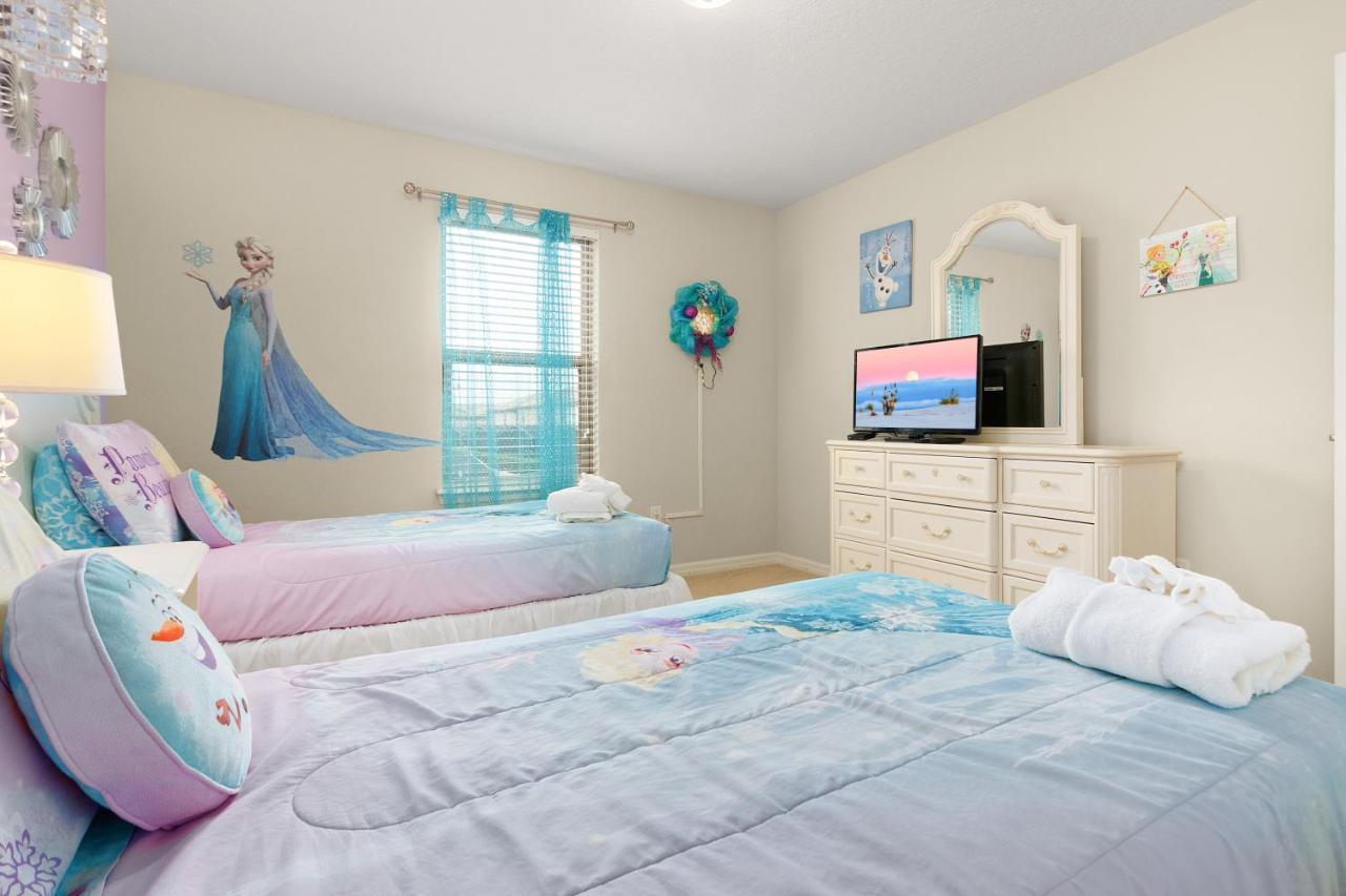 A Whole New World Villa Kissimmee Exterior photo